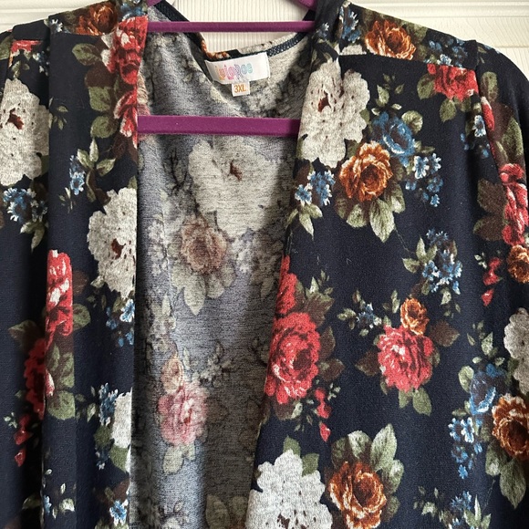 Lularoe Floral Sarah Cardigan - Picture 2 of 4